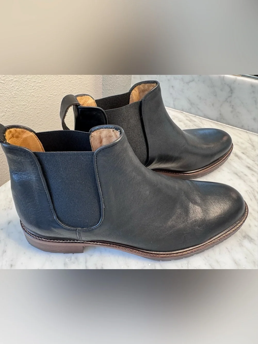 NWOT-Men's Black Chelsea Boots - Classic Slip-On Leather